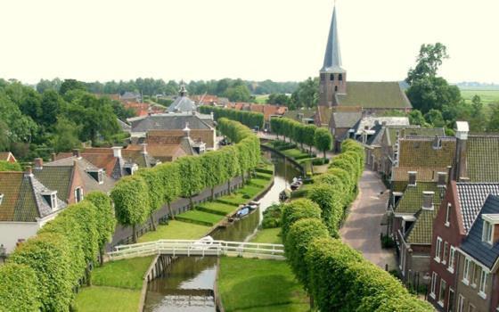 Stadsherberg 'Het Wapen Van Ijlst' Ngoại thất bức ảnh