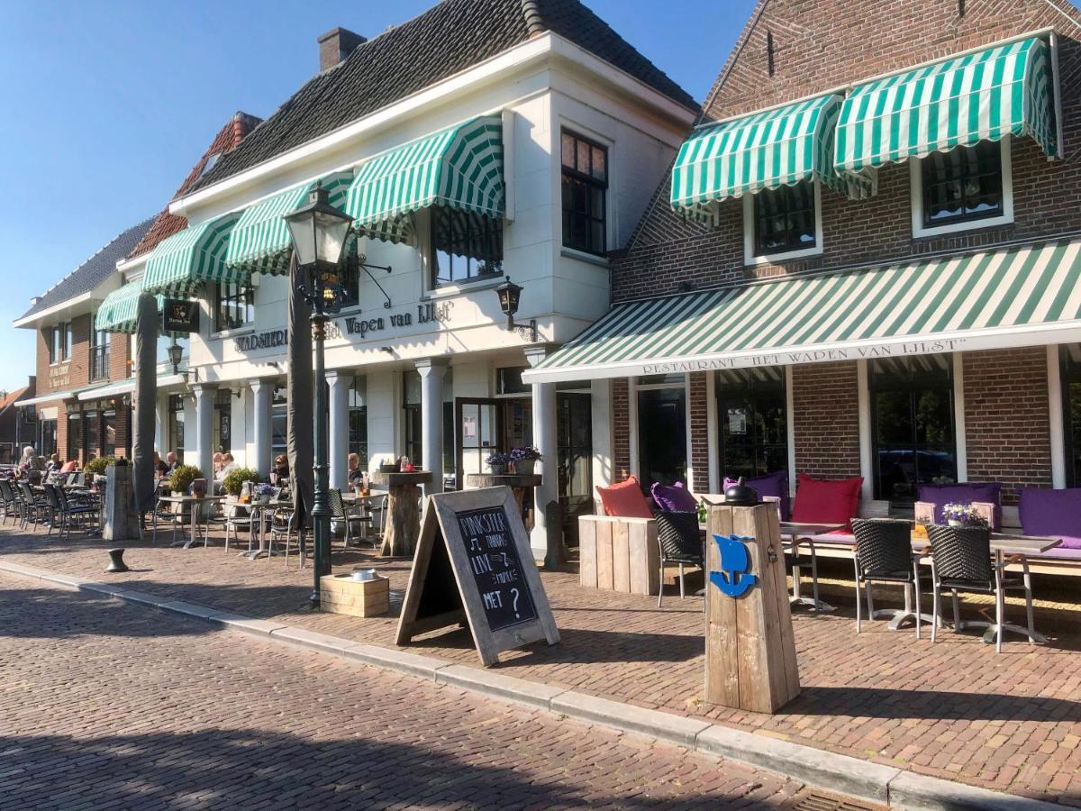 Stadsherberg 'Het Wapen Van Ijlst' Ngoại thất bức ảnh