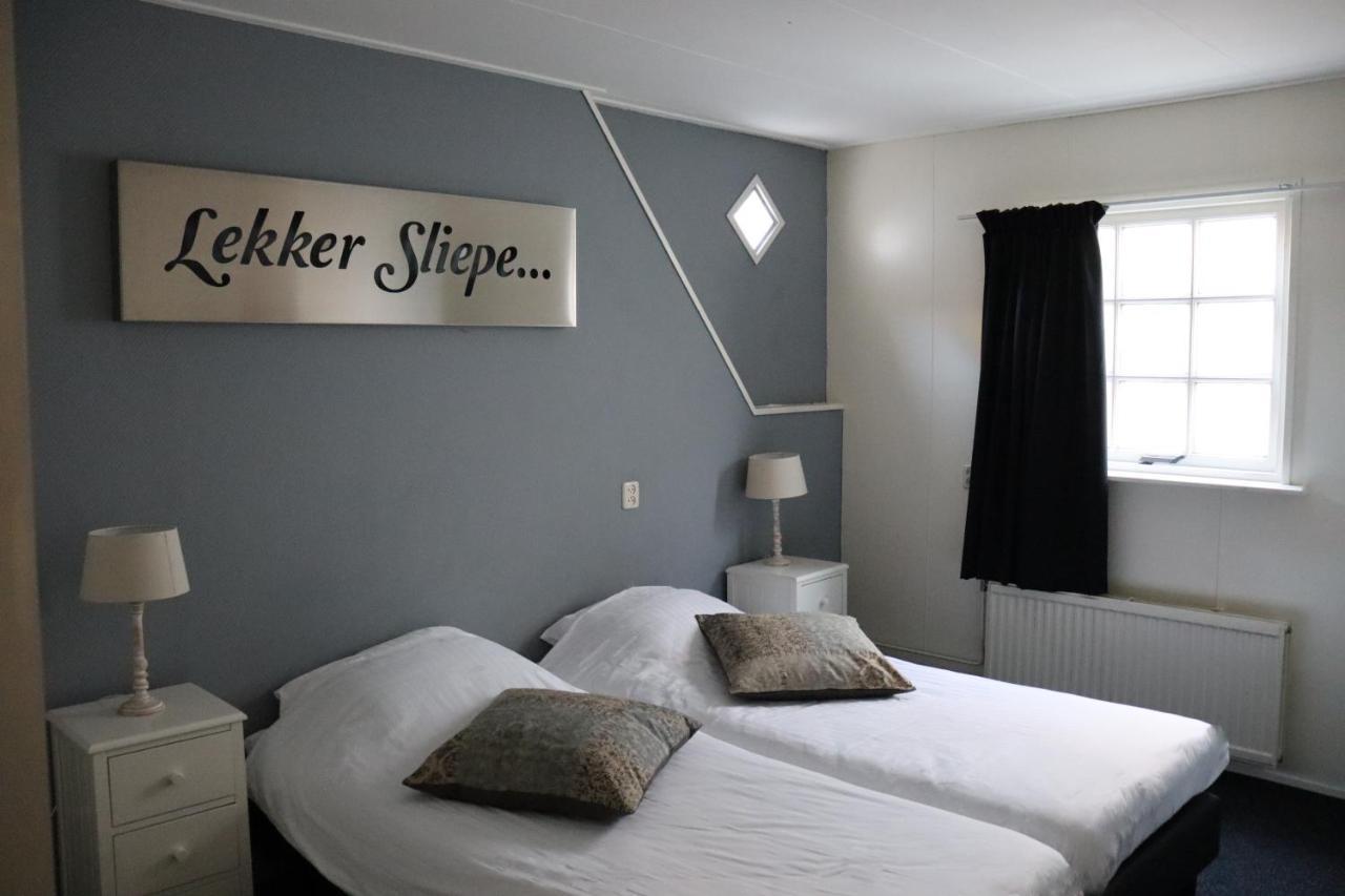 Stadsherberg 'Het Wapen Van Ijlst' Ngoại thất bức ảnh