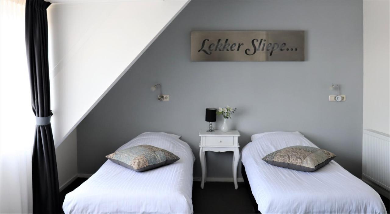Stadsherberg 'Het Wapen Van Ijlst' Ngoại thất bức ảnh
